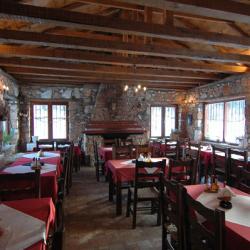 Tavern Petrino Elatohori5