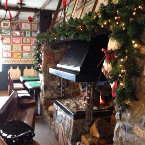 1452520 404027483061561 91949307 N